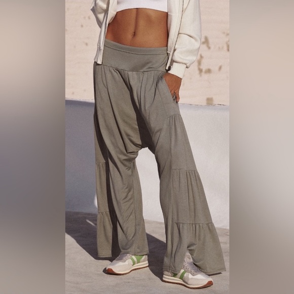 Free People Pants - ⭐️NWT Free People Stay Low Harem Pants⭐️